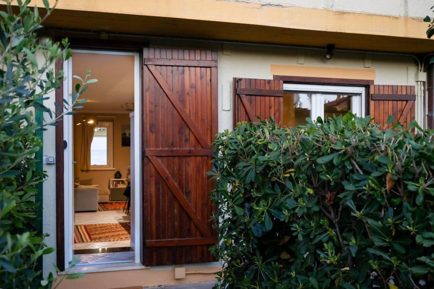 Casamare Una Casa Sulla Spiaggia Nelle Marche Porto Potenza Picena Exterior foto