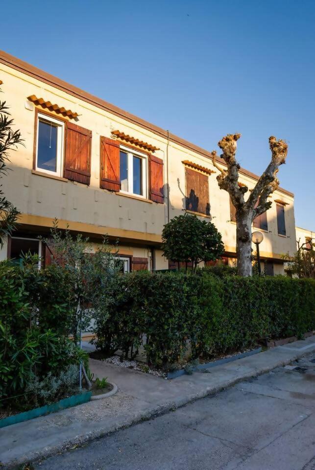 Casamare Una Casa Sulla Spiaggia Nelle Marche Porto Potenza Picena Exterior foto